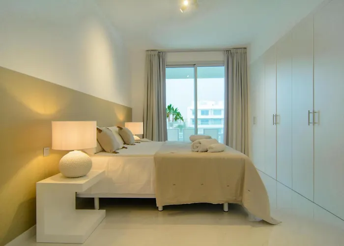 Brand New In Belaire, Pools, Garden *